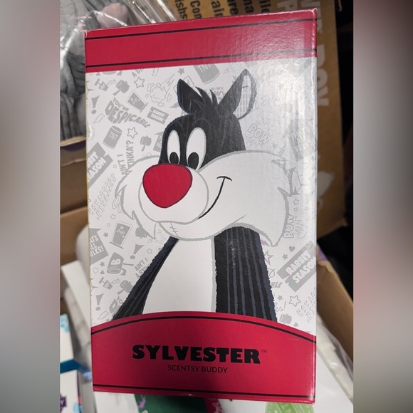 NIB Sylvester Full Size Scentsy buddy. Discontinued. With Scent Pack - Picture 2 of 5